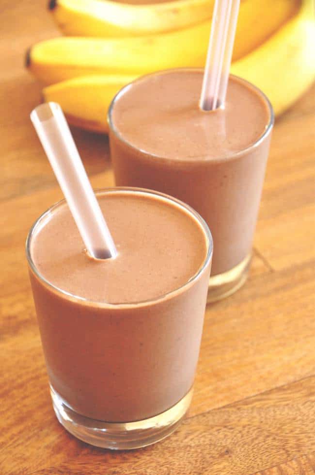 Creamy-Chocolate-Breakfast-Shake