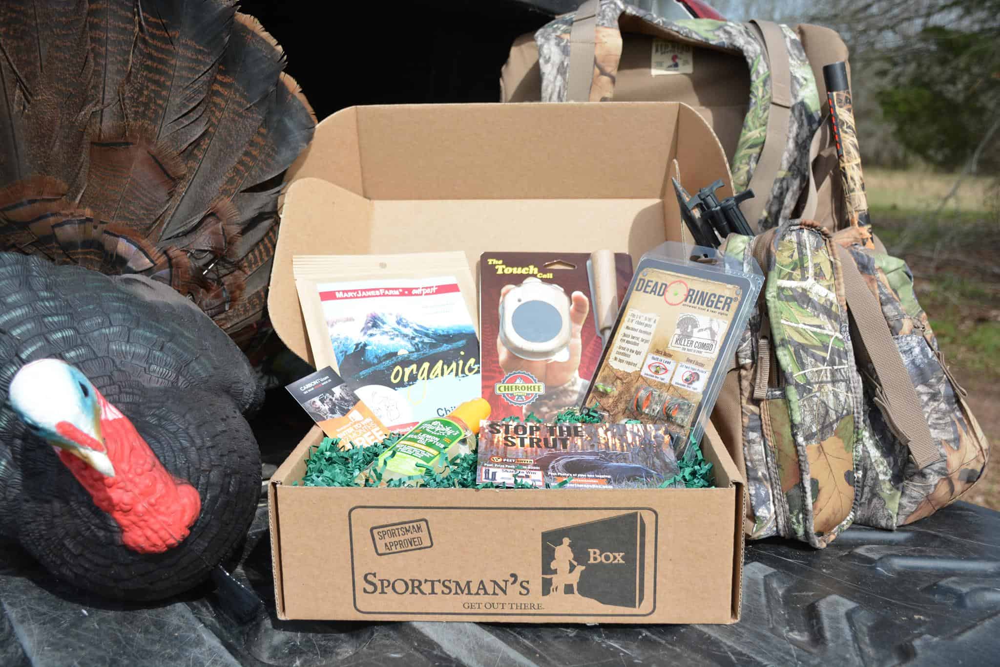 15 Best Sport Subscription Boxes (Baseball, Fishing, Football, Golf, Etc.)